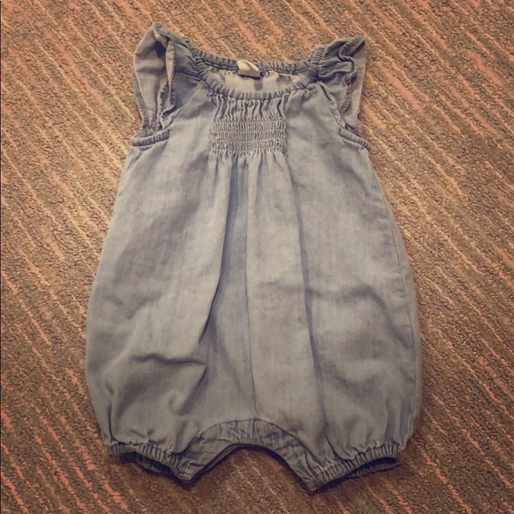 GAP Other - Gap 3-6 months chambray romper